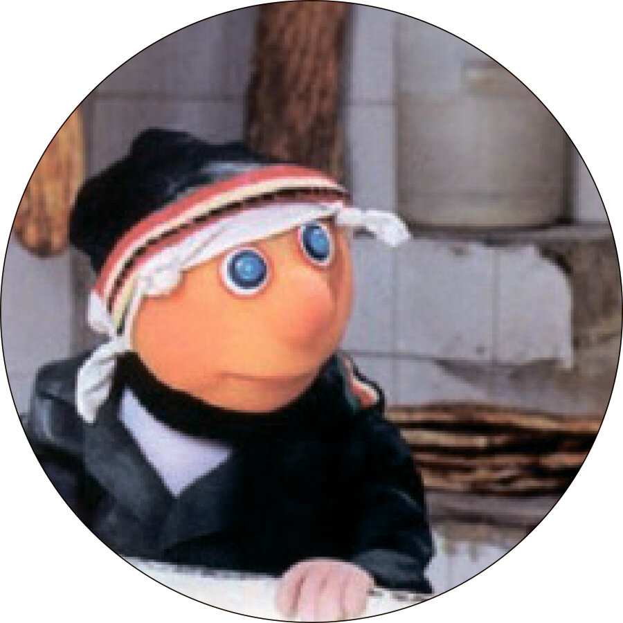 عروسکهای دوستداشتنی؛ از کلاه قرمزی تا جنابخان 8 عروسکهای دوستداشتنی؛ از کلاه قرمزی تا جنابخان