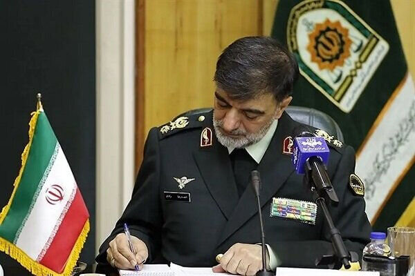 پیام تسلیت سردار رادان در پی درگذشت مادر جاویدالاثر حاج احمد متوسلیان 5 پیام تسلیت سردار رادان در پی درگذشت مادر جاویدالاثر حاج احمد متوسلیان