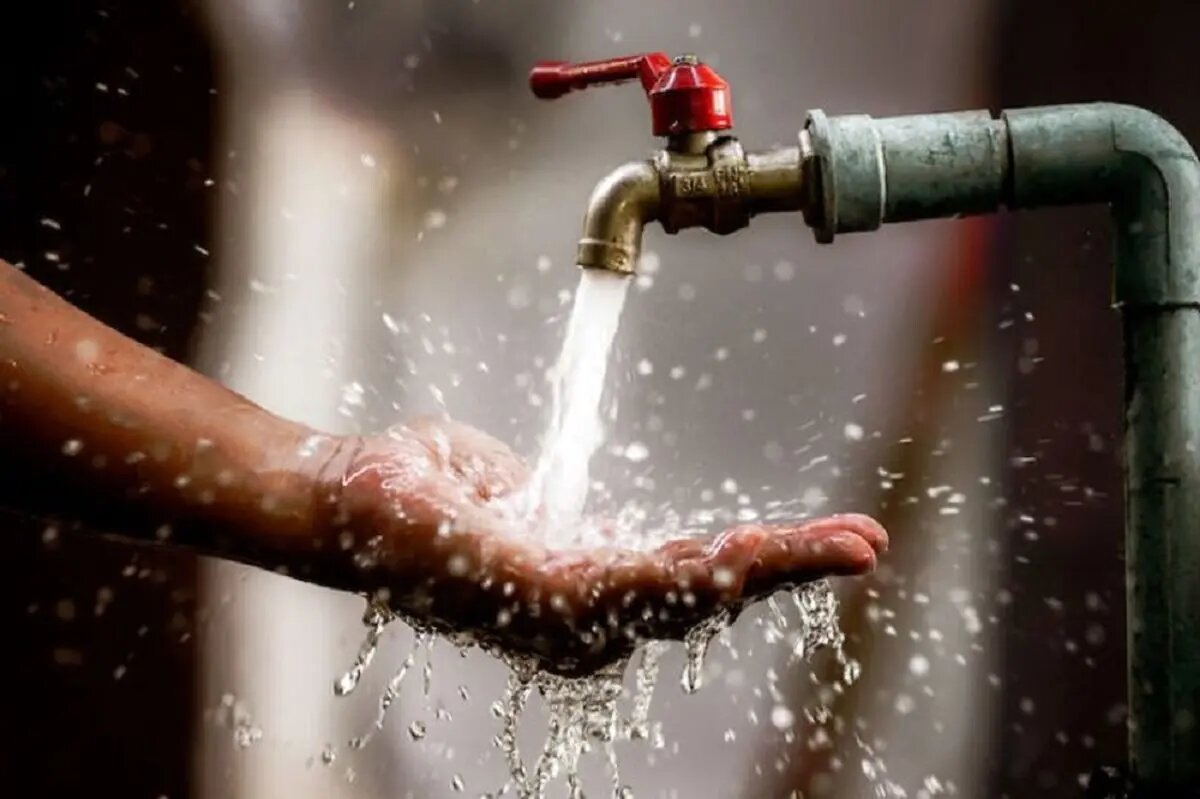 ۴ دهه خدمت شبانهروزی؛ از قنات تا تصفیهخانه و از بیماری تا سلامتی 1 ۴ دهه خدمت شبانهروزی؛ از قنات تا تصفیهخانه و از بیماری تا سلامتی