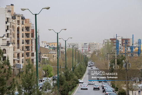 آلودگی هوای اصفهان، امروز یکشنبه ۲۸ تیر + جدول شاخص کیفیت هوا به تفکیک مناطق 2 آلودگی هوای اصفهان، امروز یکشنبه ۲۸ تیر + جدول شاخص کیفیت هوا به تفکیک مناطق