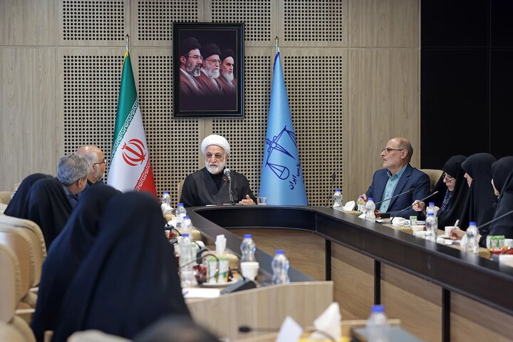 رئیس قوه قضاییه: به هیچ وجه در هیچ یک از رسیدگیهای قضایی، سوگیری سیاسی نداریم 1 رئیس قوه قضاییه: به هیچ وجه در هیچ یک از رسیدگیهای قضایی، سوگیری سیاسی نداریم