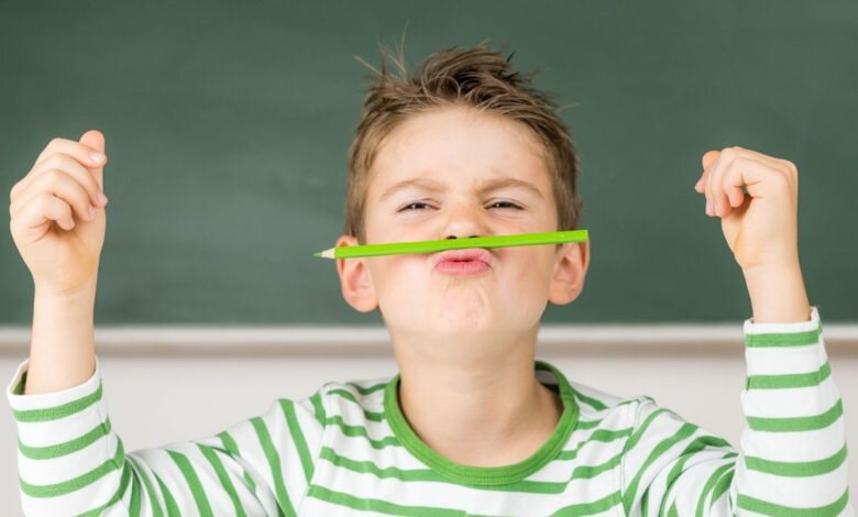 رازهای کمتر گفتهشده درباره بیشفعالی کودکان؛ از علائم اولیه تا درمان علمی ADHD 2 از تشخیص زودهنگام تا درمان علمی؛ کودکان بیشفعال میتوانند آیندهای موفق داشته باشند