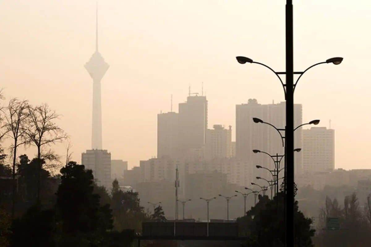 شاخص آلودگی هوای تهران امروز دوشنبه ۸ تیر ۱۴۰۵ + جدول وضعیت آلودگی هوا به تفکیک مناطق 1 شاخص آلودگی هوای تهران امروز دوشنبه ۸ تیر ۱۴۰۵ + جدول وضعیت آلودگی هوا به تفکیک مناطق