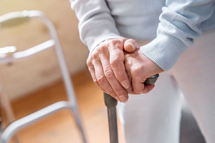 سلامت در سال‌های سالمندی؛ از مراقبت فردی تا زندگی در محیطی مناسب