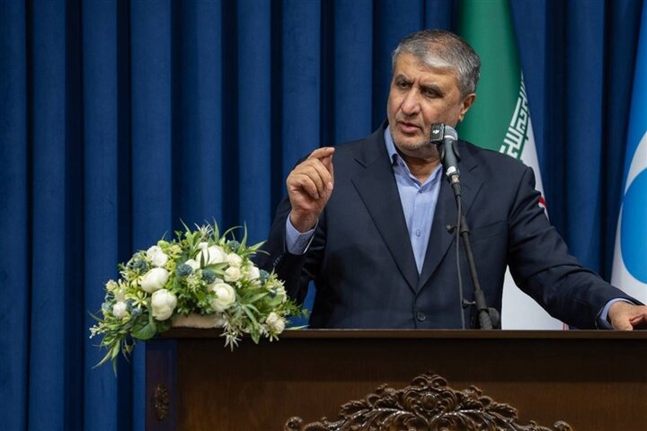 از عفو و تخفیف مجازات بیش از ۲۵۰۰ محکوم تا پاسخ دریادار ایرانی به گزافهگویی ترامپ 1 صنعت هستهای ایران همگام با کشورهای پیشرو حرکت میکند