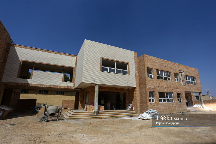 اهمیت مشارکت مردم در تکمیل پروژههای نیمهتمام مدارس 2 اهمیت مشارکت مردم در تکمیل پروژههای نیمهتمام مدارس