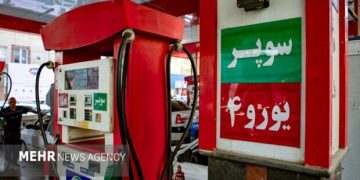 با تعیین نرخ چهارم بنزین می‌توان نیاز واقعی پرمصرف ها را تأمین کرد