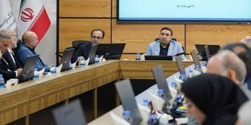 عصارزاده: بانک‌ها در خط مقدم جنگ اقتصادی و پشتیبان تولید هستند